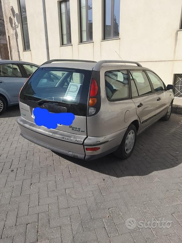 Usata Fiat Marea Weekend 110 CV (80 kW) 2002 Grigio Station wagon