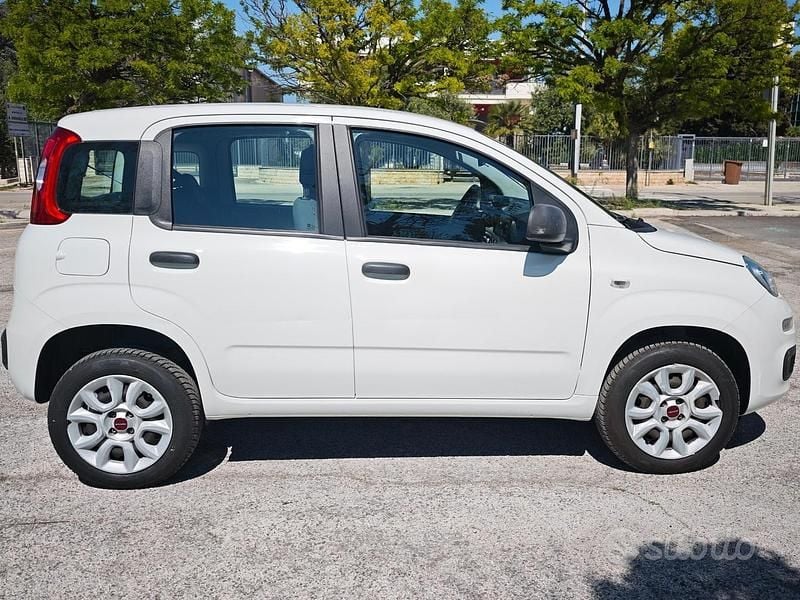 Usata Fiat Panda Easy 80 CV (58 kW) 2018 Bianco Utilitaria