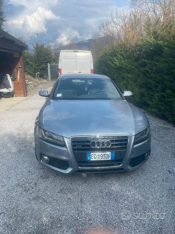 Usata Audi A5 177 CV (130 kW) 2011 Grigio Coupé