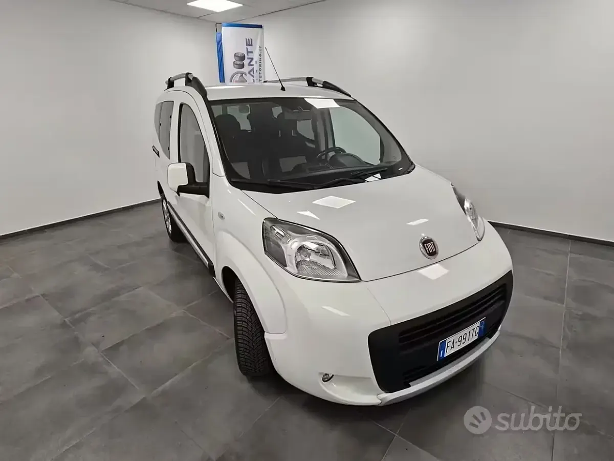 Usata Fiat Qubo Trekking 80 CV (58 kW) 2015 Bianco Monovolume