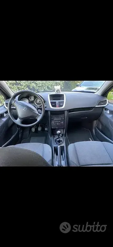 Usata Peugeot 207 68 CV (50 kW) 2014 Nero Cabrio