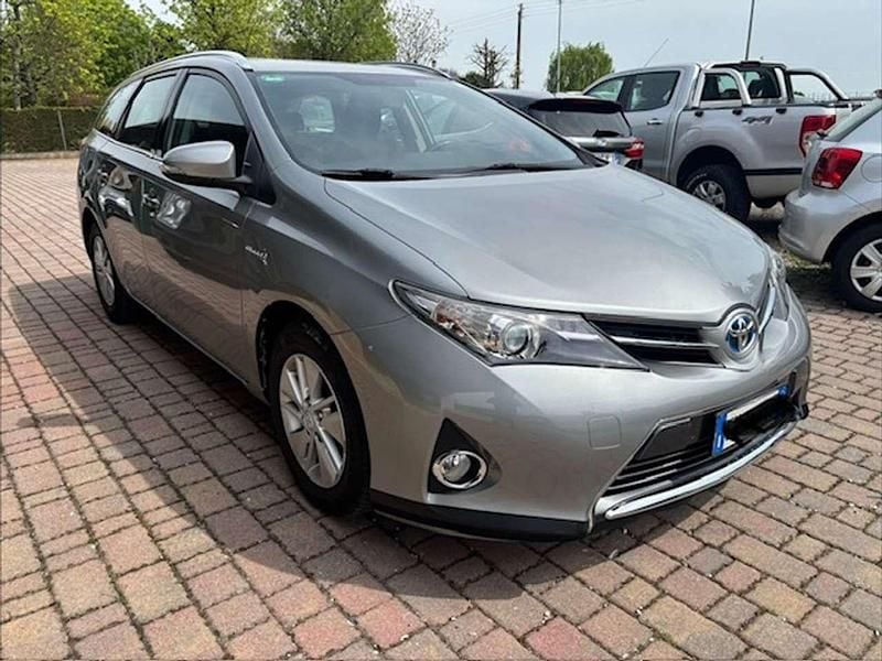 Gebraucht Toyota Auris Hybrid Lounge 99 PS (72 kW) 2014 Grau Kombi