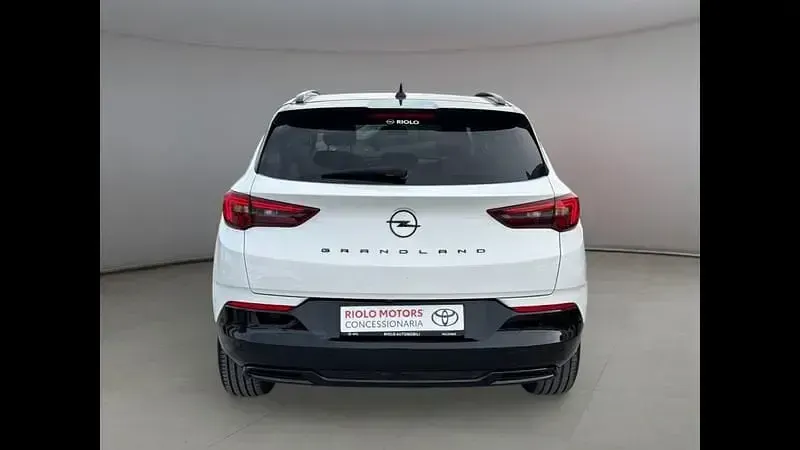 Usata Opel Grandland X GS Line 131 CV (96 kW) 2022 Bianco SUV