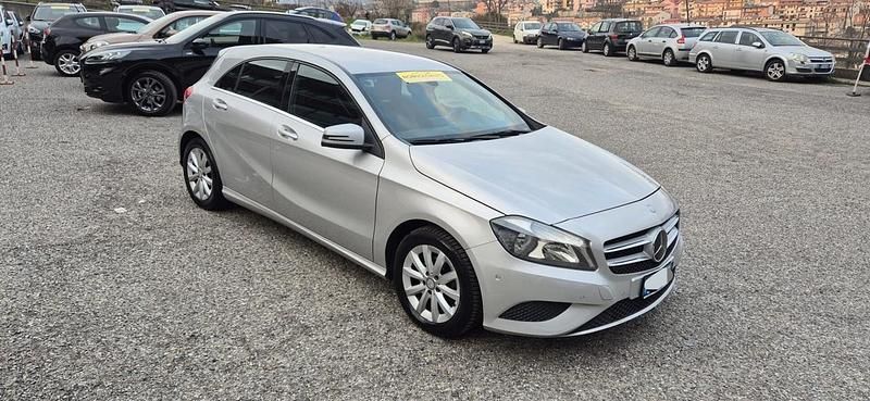 Usata Mercedes A180 Executive 109 CV (80 kW) 2013 Argento Berlina