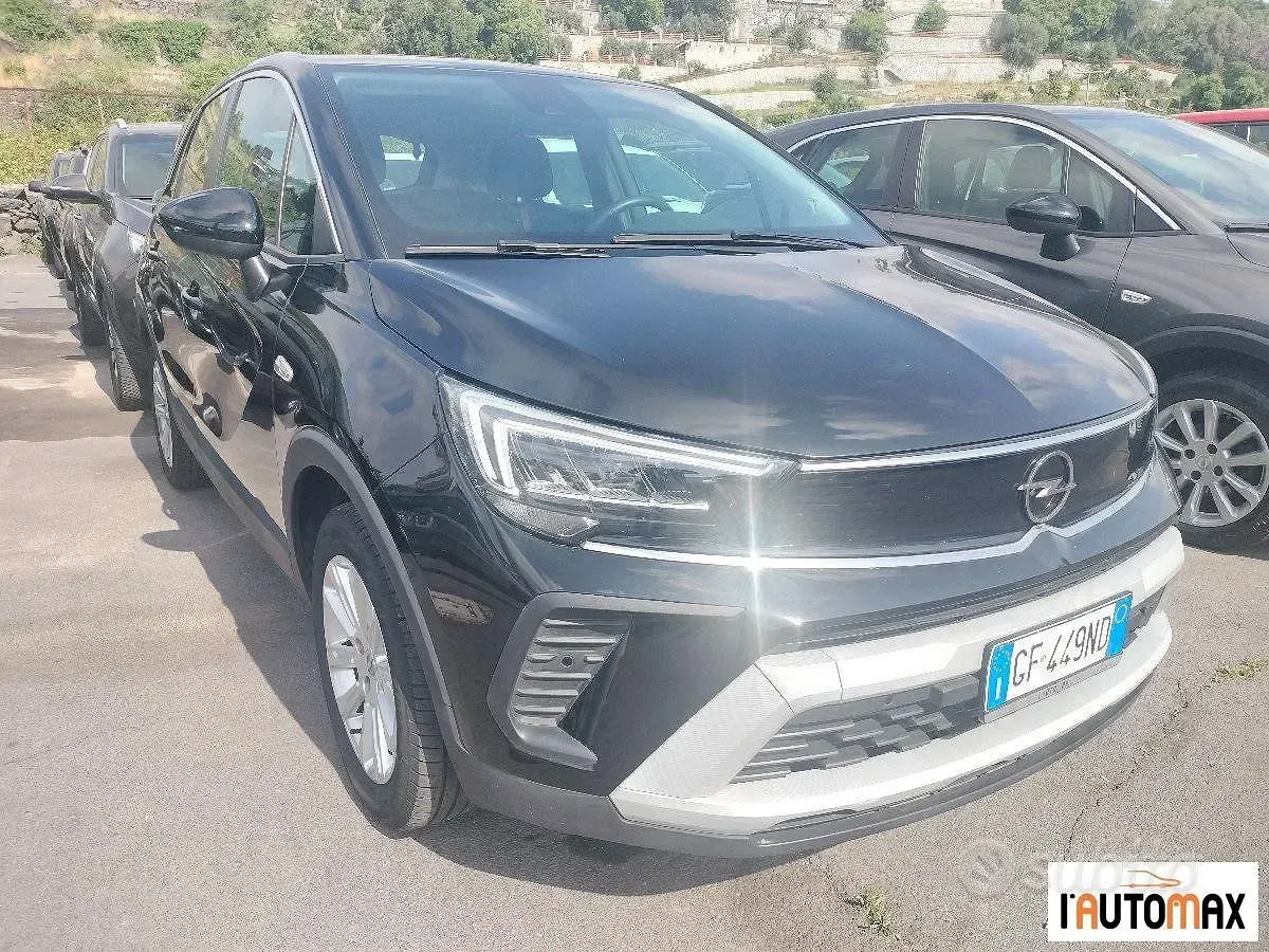 Usata Opel Crossland Elegance 110 CV (80 kW) 2021 Nero SUV