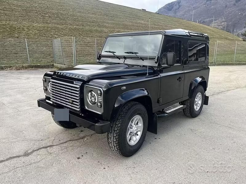 Usata Land Rover Defender SE 2009 Nero Station wagon