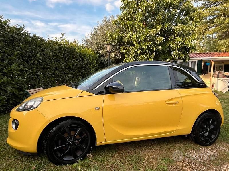 Giallo Usata 2016 Opel Adam Glam Due volumi | 7790 € (Buon prezzo) - Immagine 1/4