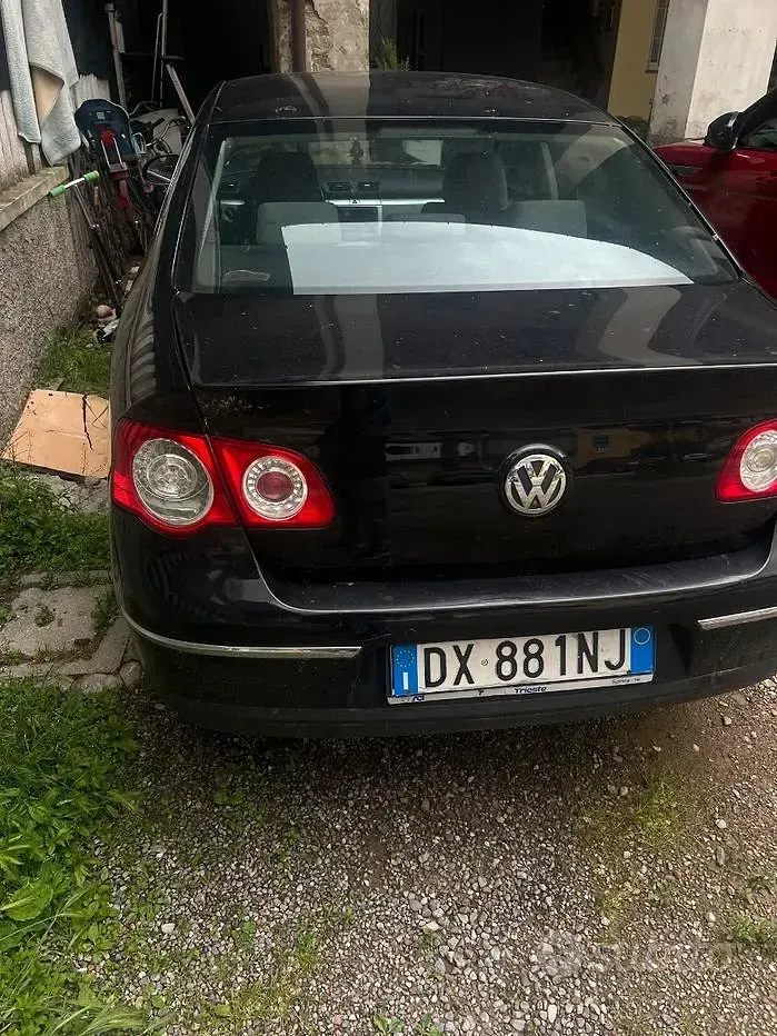 Usata VW Passat 150 CV (110 kW) 2010 Berlina