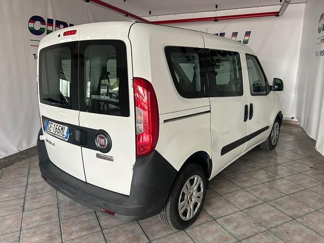Usata Fiat Doblò Easy 95 CV (69 kW) 2021 Bianco Monovolume