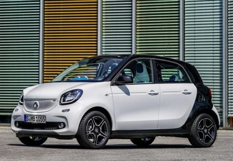 Usata Smart ForFour 71 CV (52 kW) 2017 Bianco Utilitaria
