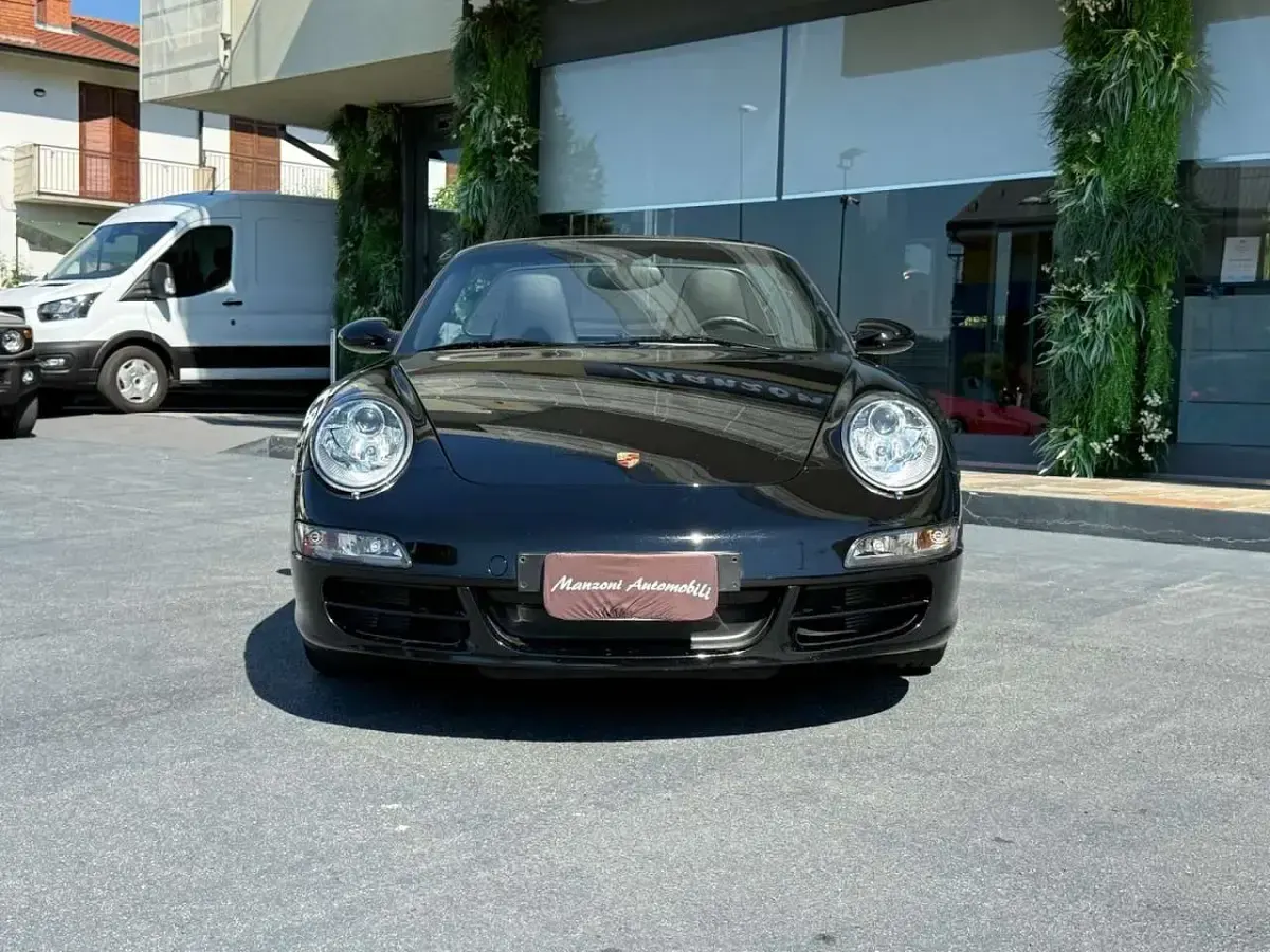Usata Porsche 911 Carrera Cabriolet 325 CV (239 kW) 2007 Nero Cabrio