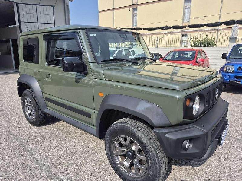 Usata Suzuki Jimny 102 CV (75 kW) 2019 Verde SUV