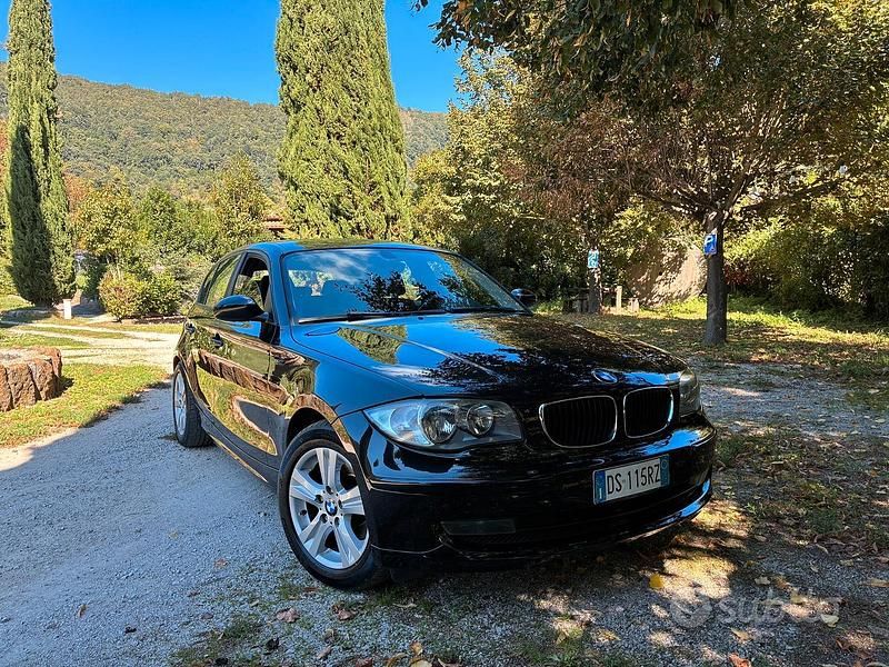 Usata BMW 118 143 CV (105 kW) 2008 Nero Utilitaria