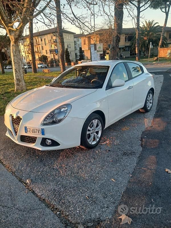 Usata Alfa Romeo Giulietta 2015 Bianco Berlina