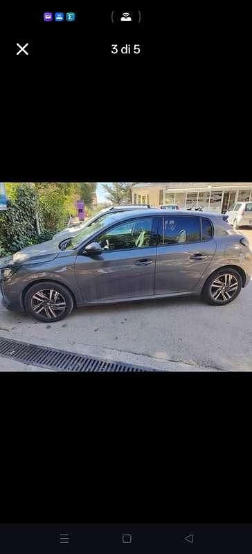 Usata Peugeot 208 Allure 102 CV (75 kW) 2020 Utilitaria