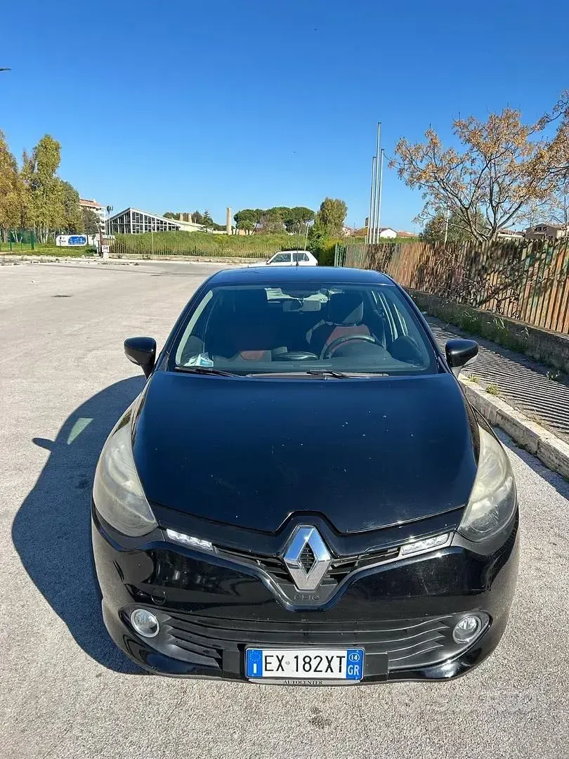 Usata Renault Clio 75 CV (55 kW) 2014 Nero Berlina