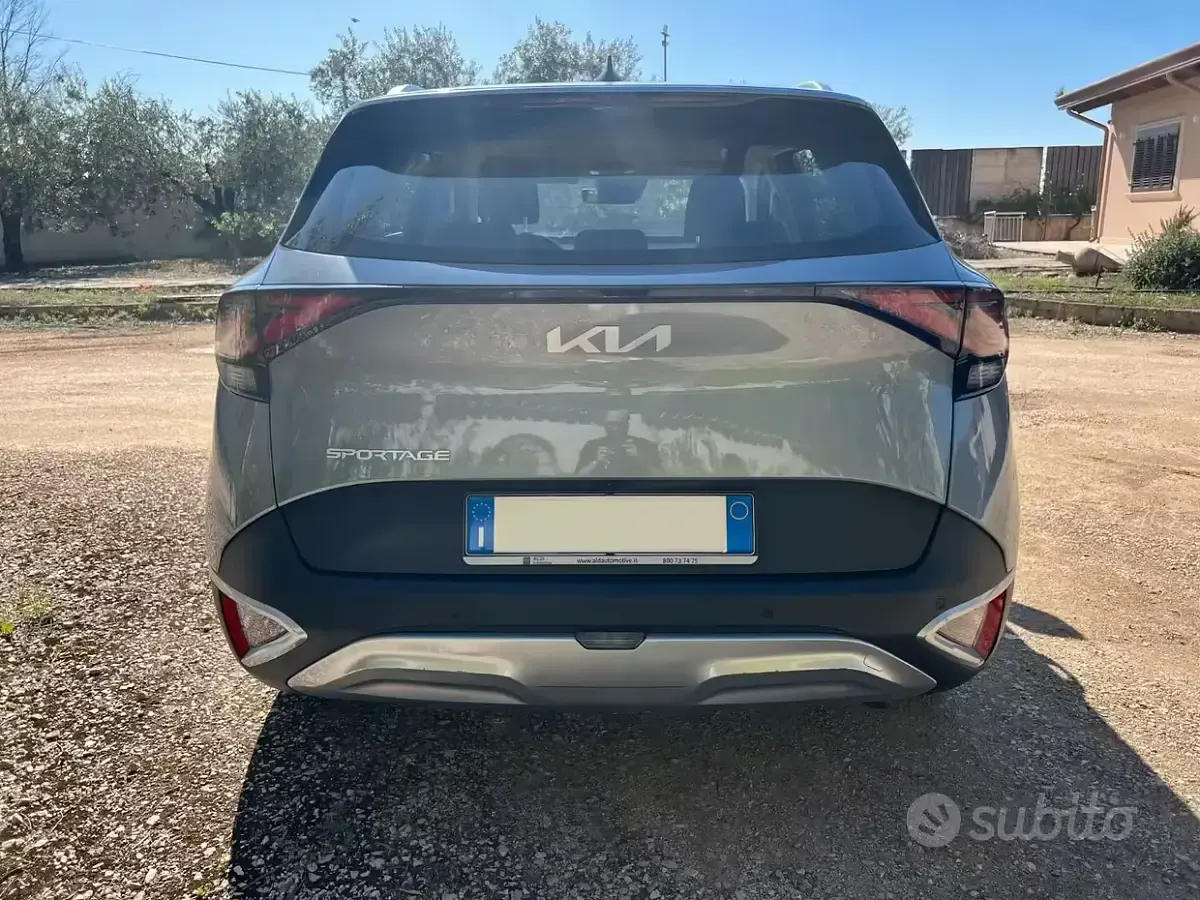 Usata Kia Sportage Sport 136 CV (100 kW) 2023 Grigio SUV