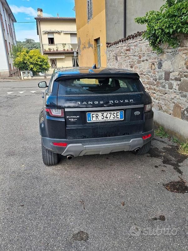 Usata Land Rover Range Rover evoque 150 CV (110 kW) 2018 Nero SUV