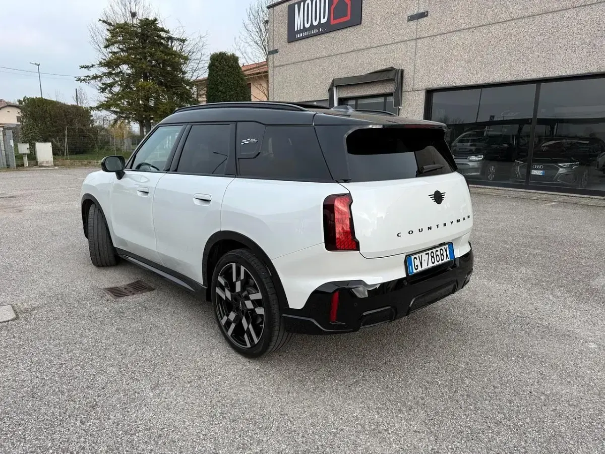 Usata Mini John Cooper Works Countryman 156 CV (114 kW) 2024 Bianco SUV