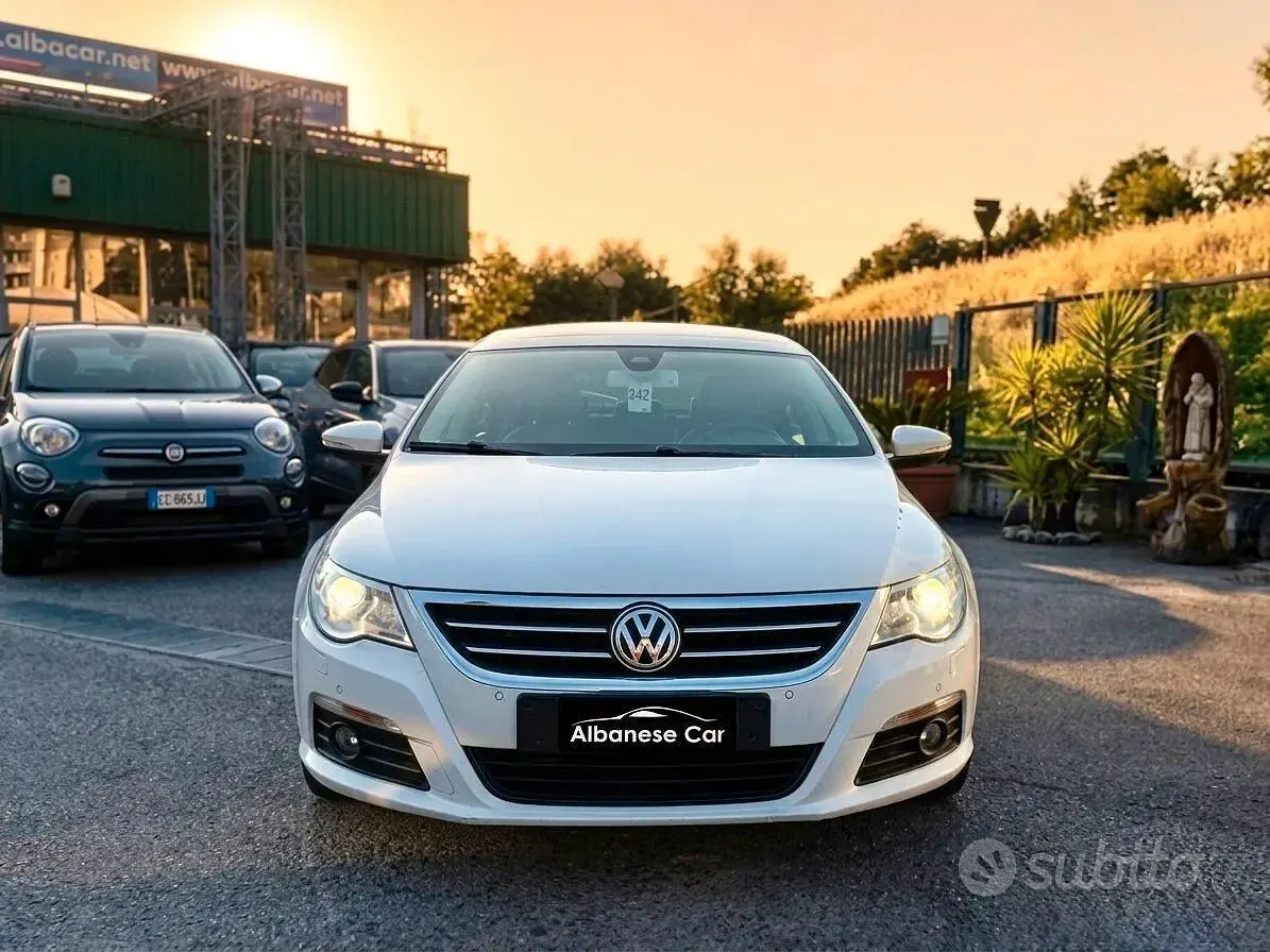 Usata VW Passat 140 CV (102 kW) 2011 Bianco Berlina