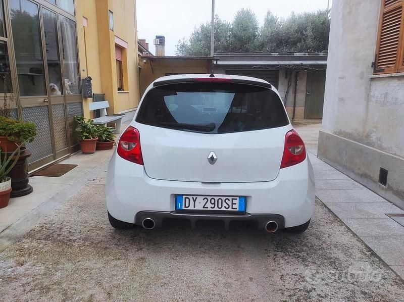 Usata Renault Clio R.S. R.S. 2009 Utilitaria
