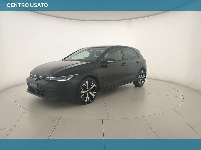 Grenadill black metallizzato Usata 2025 VW Golf Edition Tre volumi | 31.900 € (Buon prezzo) - Immagine 1/4