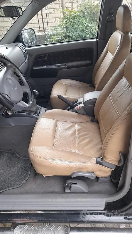 Usata Isuzu D-Max 163 CV (119 kW) 2006 SUV