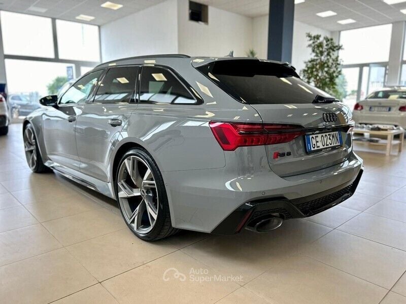 Usata Audi RS6 Ambiente 600 CV (441 kW) 2021 Gray Station wagon