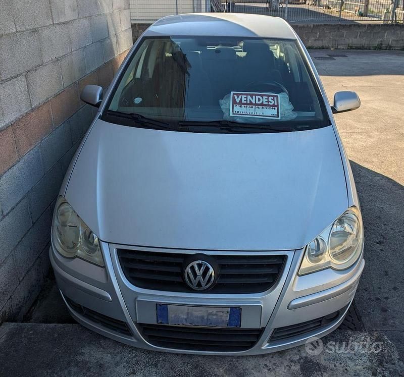 Usata VW Polo 69 CV (50 kW) 2006 Grigio Utilitaria