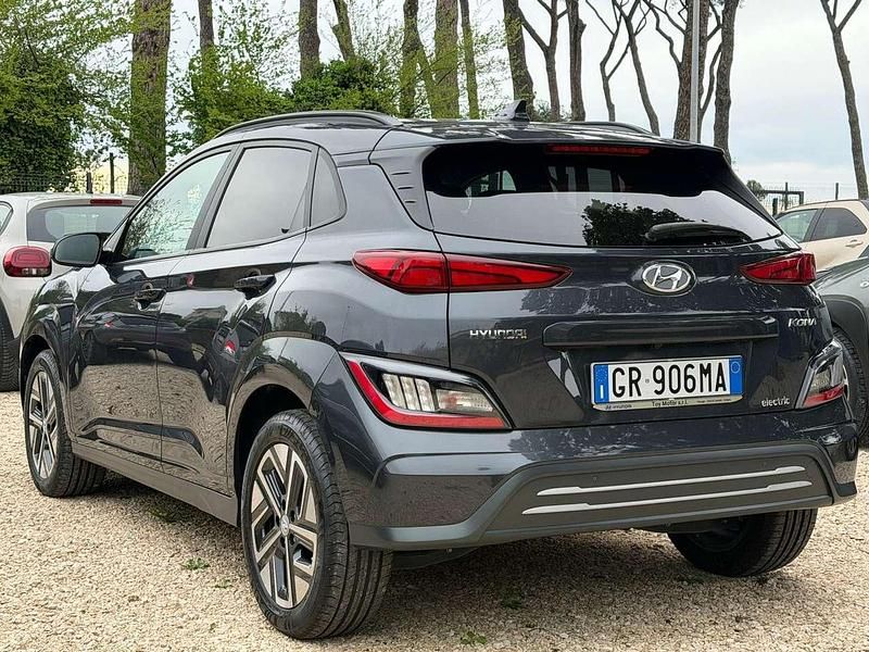 Usata Hyundai Kona XPrime 25 kW (35 CV) 2023 Grigio SUV