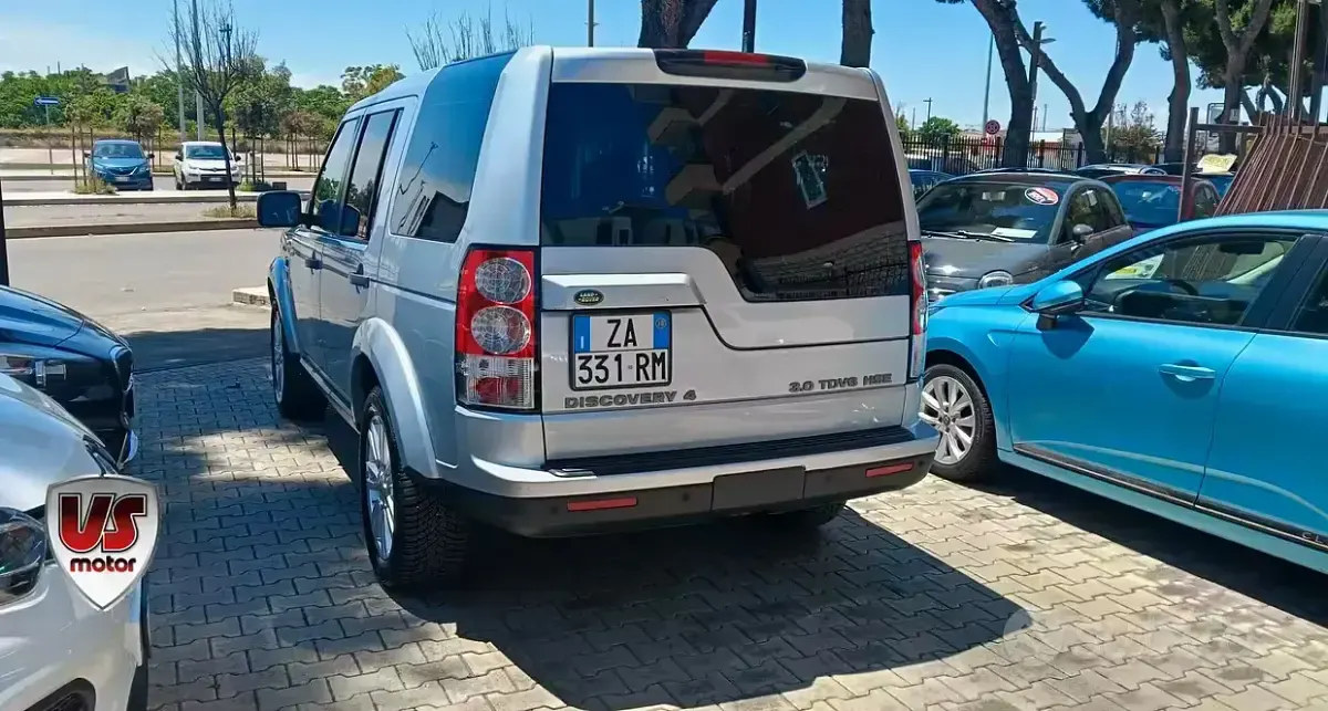 Usata Land Rover Discovery 245 CV (180 kW) 2010 Grigio SUV