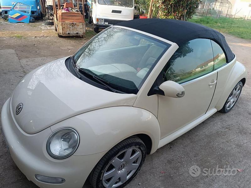 Usata VW New Beetle 2004 Bianco Utilitaria