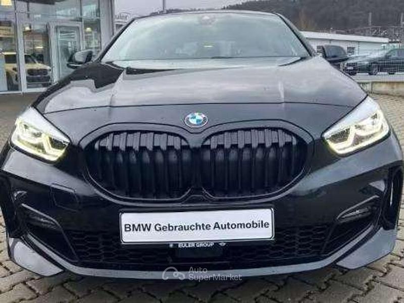 Usata BMW 118 Shadowline 150 CV (110 kW) 2022 Nero Utilitaria
