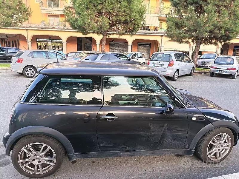 Usata Mini Cooper 2004 Nero Utilitaria