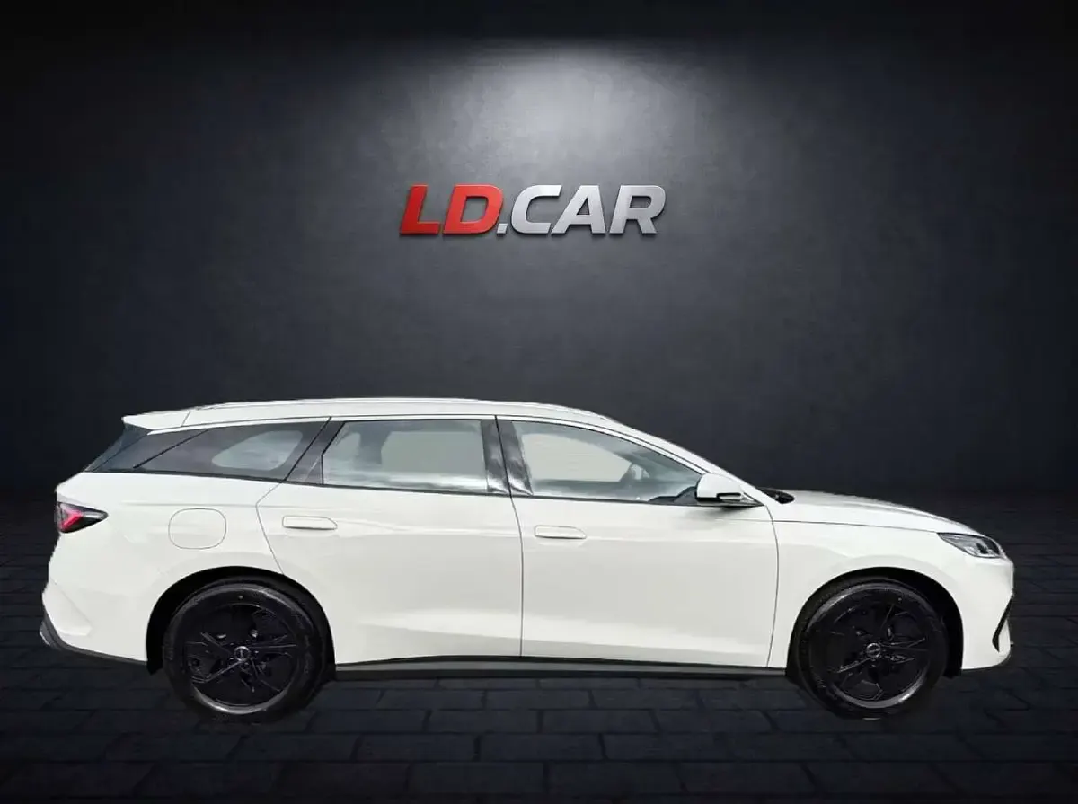 Nuova BYD Seal Boost 98 CV (72 kW) 2026 Bianco Station wagon