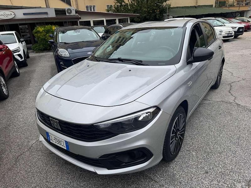 Usata Fiat Tipo Life 101 CV (74 kW) 2023 Argento Berlina
