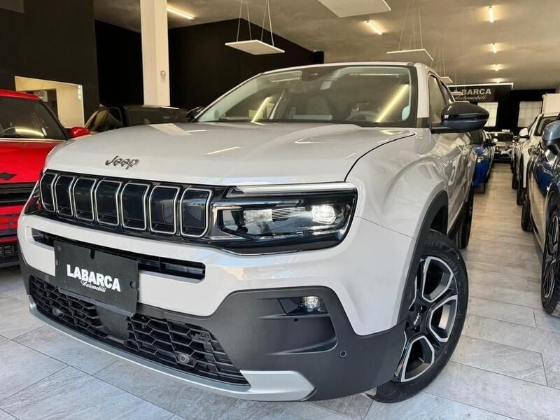 Bianco Nuova 2025 Jeep Avenger Summit SUV | 23.900 € (Buon prezzo) - Immagine 1/4