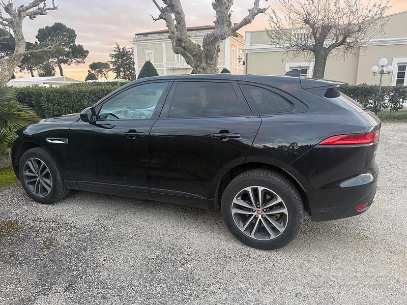 Usata Jaguar F-Pace 180 CV (132 kW) 2020 Nero SUV