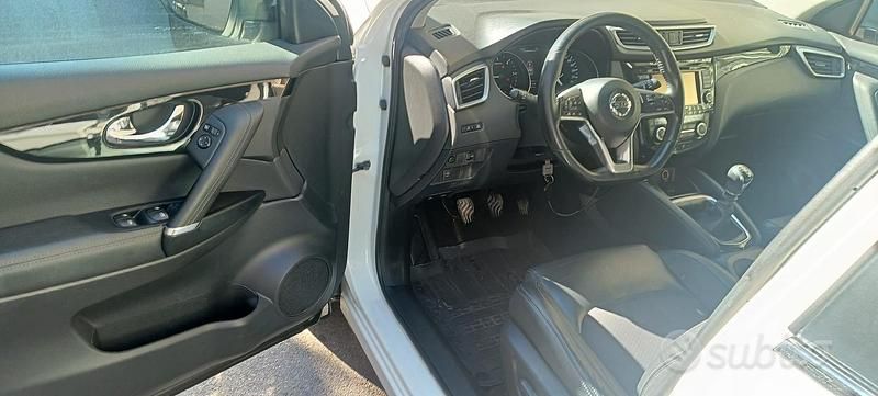 Usata Nissan Qashqai 2018 Bianco SUV