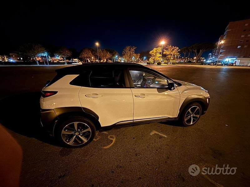 Usata Hyundai Kona 116 CV (85 kW) 2020 Bianco SUV