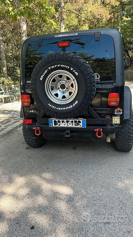 Usata Jeep Wrangler 2004 Nero SUV