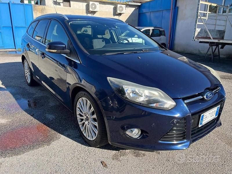 Usata Ford Focus S 115 CV (84 kW) 2012 Blu Station wagon