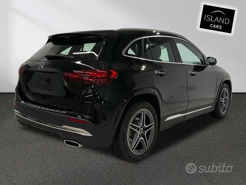Usata Mercedes GLA180 136 CV (100 kW) 2024 Nero SUV