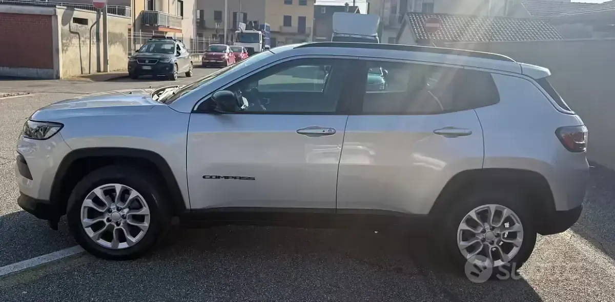 Usata Jeep Compass 130 CV (95 kW) 2021 Grigio SUV