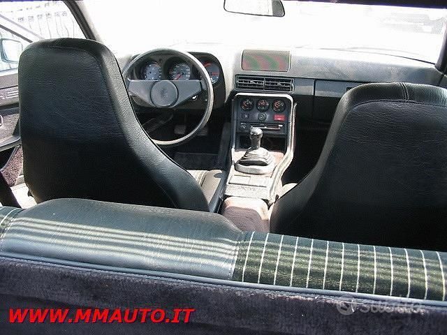 Usata Porsche 924 125 CV (91 kW) 1981 Bianco(met.) Coupé