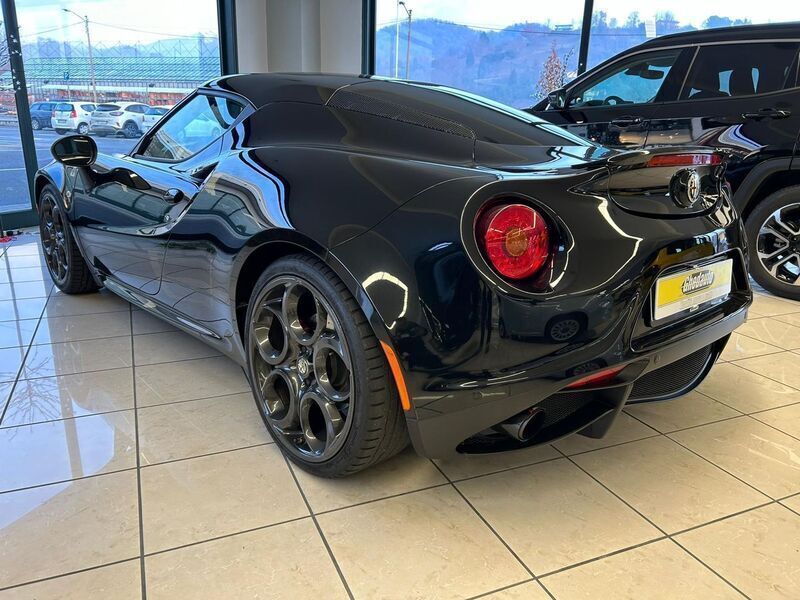 Usata Alfa Romeo 4C 241 CV (177 kW) 2016 Nero Coupé