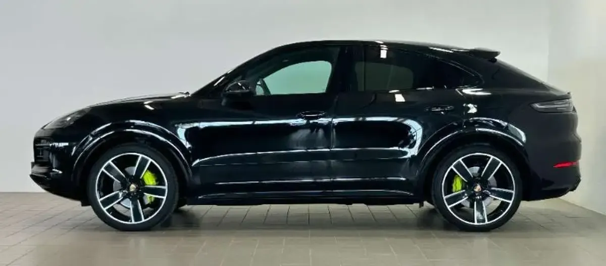 Usata Porsche Cayenne 340 CV (250 kW) 2023 Nero SUV