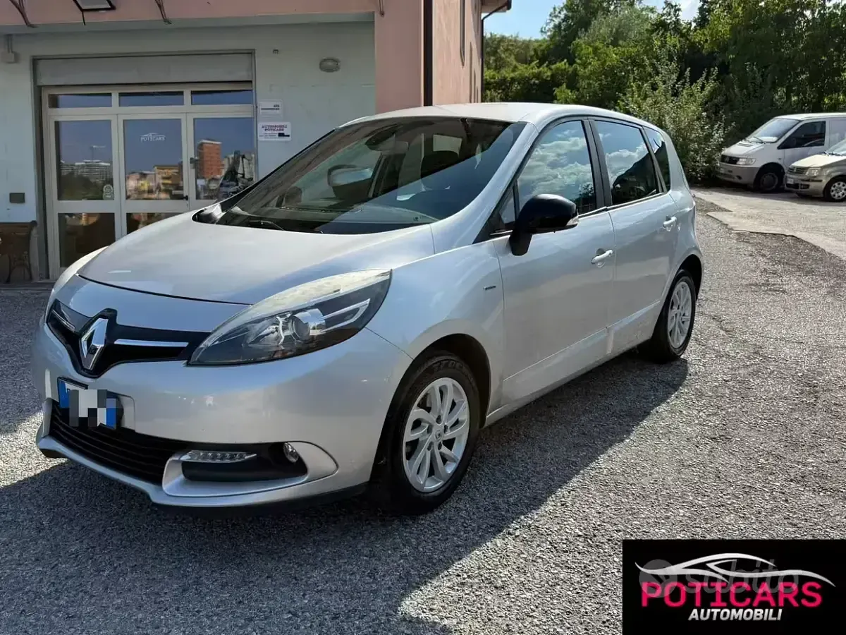 Usata Renault Scénic III LIMITED 110 CV (80 kW) 2015 Grigio Monovolume