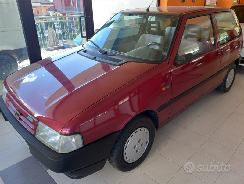 Usato 1993 Fiat Uno 1.1 Benzin 49 CV (3.000 €)