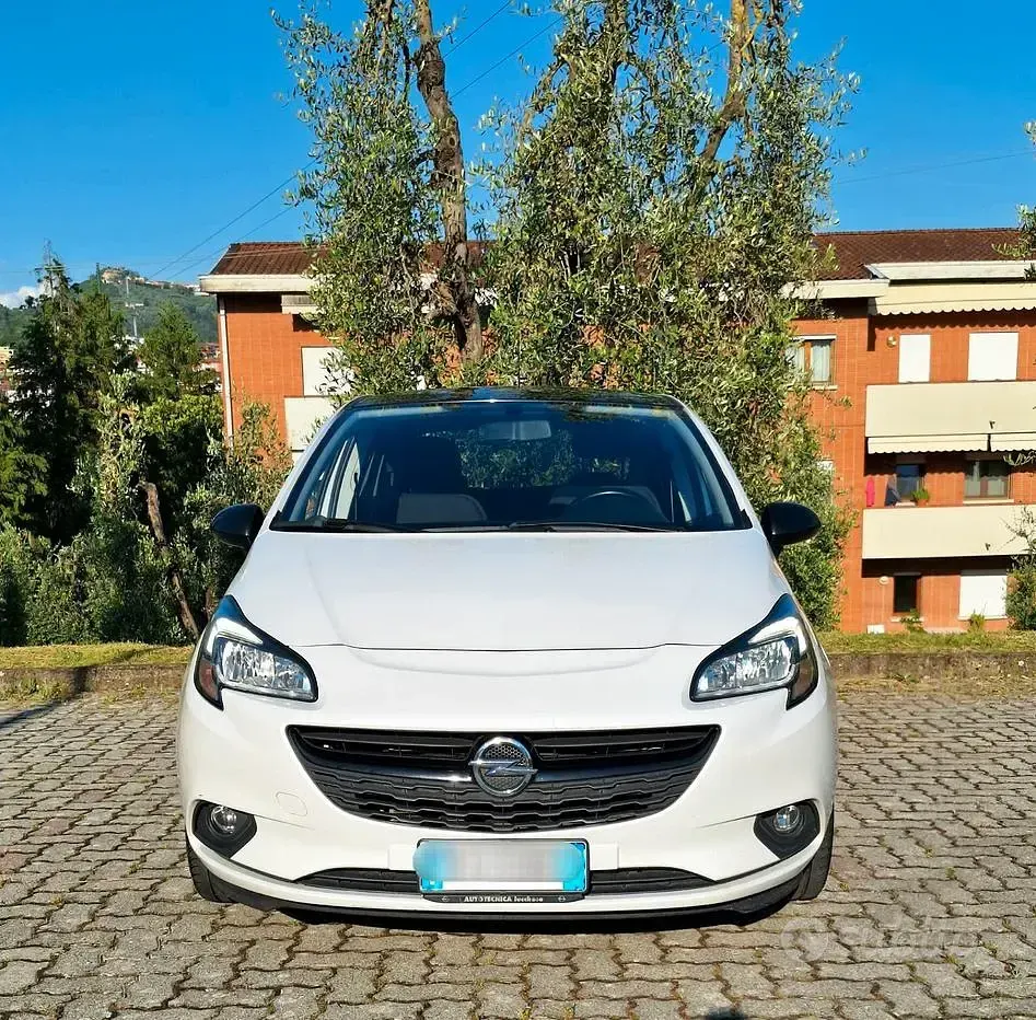 Usata Opel Corsa Cosmo 90 CV (66 kW) 2016 Bianco Utilitaria